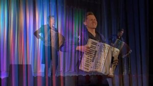 Виртуозная игра на аккордеоне