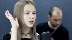 Данэлия Тулешова Sia  Everyday is Christmas ! кавер песни Аккустика 2019