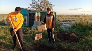 ЗЕМЛЯНКА в ДОМЕ ШКОЛЬНИКА!  *1 часть*