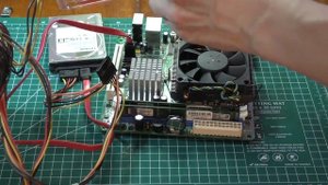 Процессор Xeon L5420 в системной плате на 775 сокете