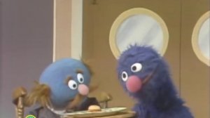 Sesame Street: Grover Serves A Big Burger | Waiter Grover