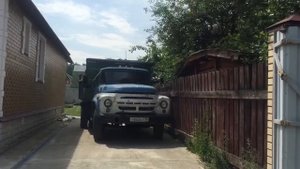 НЕРВЫ НА ПРЕДЕЛЕ, А ВСЕГО ЛИШЬ ПРИВЕЗЛИ ПЕСОК НА УЧАСТОК. Ч. 2