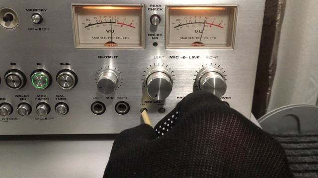 Кассетная дека Akai GXC 760D смотреть онлайн