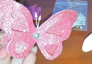 we make butterflies from foamiran diy. делаем бабочки из фоамирана