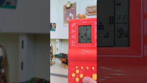 играю в Тетрис очень старая игра 😯