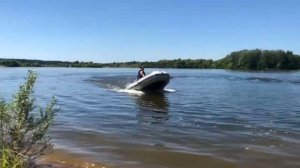 река Ока.Лодка пвх Солар 330 и Ямаха 9.9/15 Винт 9 Шаг Загрузка 1 человек