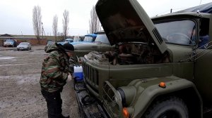 Заводим ЗИЛ 130 Смех и слезы!!!