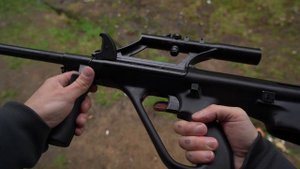 STEYR AUG - армейская универсальная винтовка