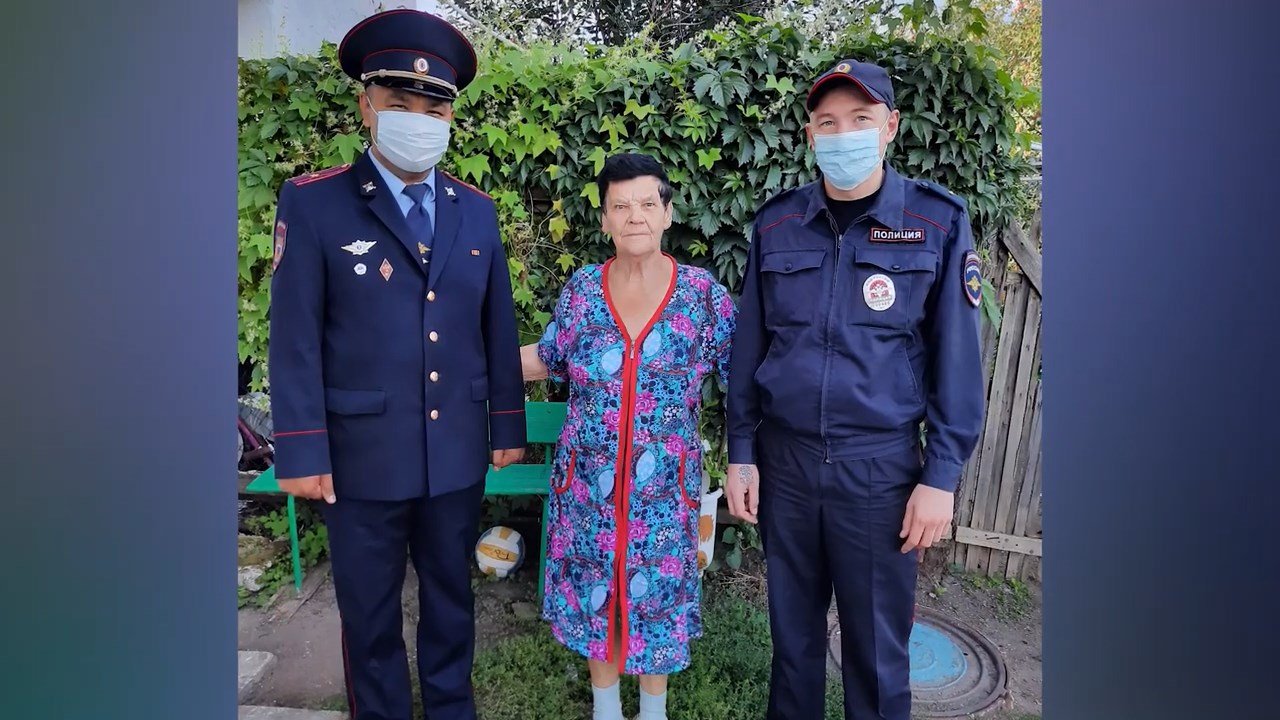 Полицейские нашли потерявшуюся женщину