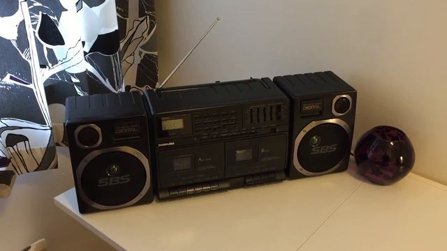 Repaired my vintage Samsung boombox - PDH780 смотреть онлайн