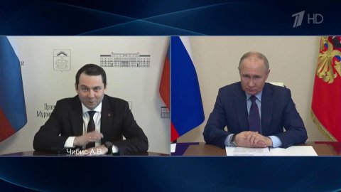 Владимир Путин пообщался с главой Крыма и с мурманским губернатором, выздоравливающим после напад...
