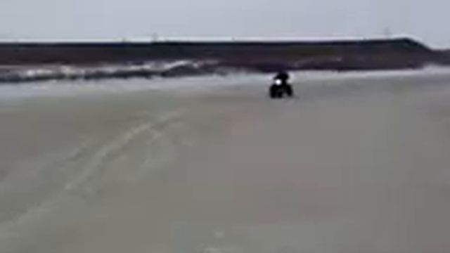 Дрифт на ЗИД Фермер 5.904.mp4 смотреть онлайн