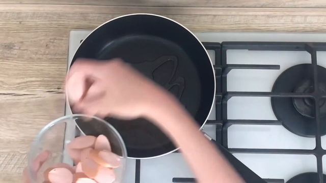 КАК ПРИГОТОВИТЬ ПИЦЦУ МИНУТКА НА СКОВОРОДЕ? Домашняя, быстрая и вкусная без дрожжей и без выпечки