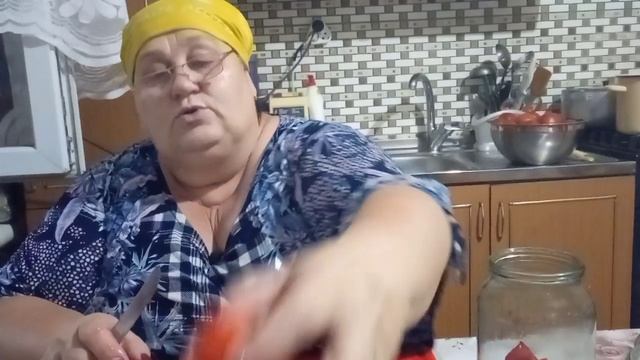 ПОМИДОРЫ В СОБСТВЕННОМ СОКУ БЕЗ КОЖИЦЫ ДОЛЬКАМИ. Закрываю на зиму.
