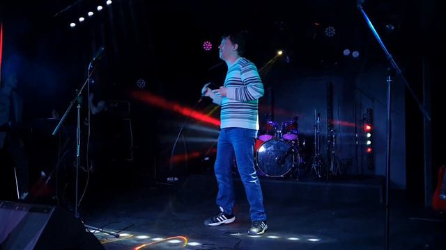 Звери - Брюнетки и блондинки (Караоке cover от Maksgolder) смотреть онлайн