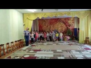 Хоровод "Расскажи - ка, Осень"  Постановка танца Елена Макеева.