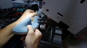 Швейная машина для пришивания подошвы эспадрильи