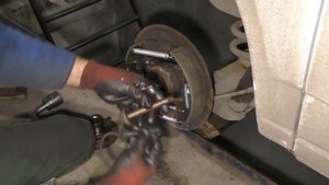 VW T4 Замена заднего ступичного подшипника.VW T4 Replacing rear wheel bearing