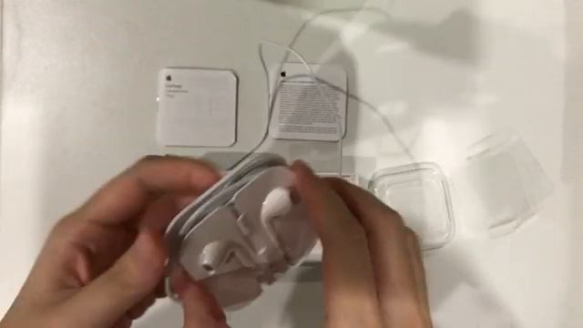 UNBOXING My Original Apple Earpods Earphones 3.5mm смотреть онлайн