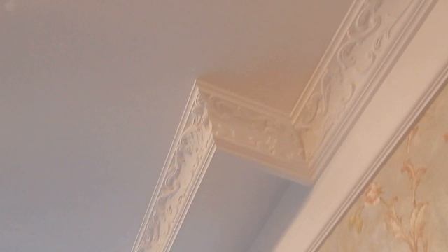 Ремонт квартиры Томск. Монтаж карнизов, ниши и обратных полок потолков из гипсокартона. смотреть онлайн