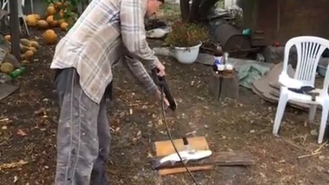 Как почистить рыбу за 20сек смотреть онлайн