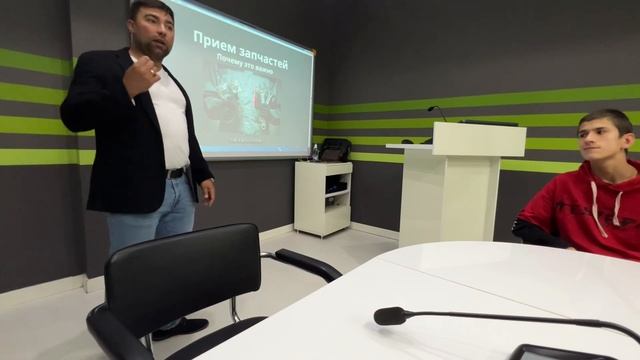 Лекция «АВТОМЕХАНИК БУДУЩЕГО» Работа со студентами АГКНТ 2-го курса.