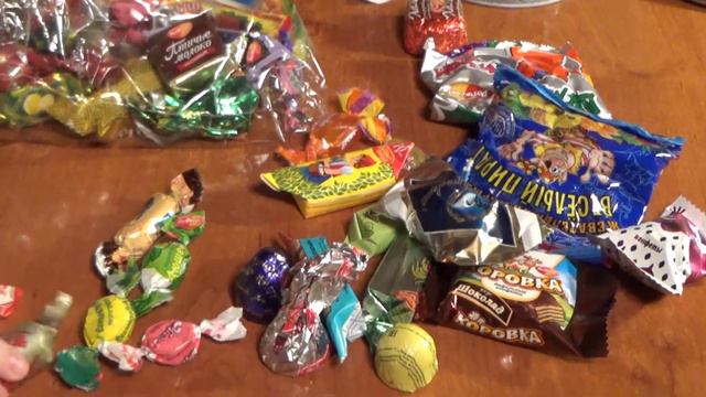 Что внутри подарка с Ёлки из Кремля? смотреть онлайн