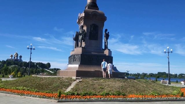 ЯРОСЛАВСКАЯ СТРЕЛКА - слияние рек Волги и Которосли, лето 2022 #ярославль смотреть онлайн