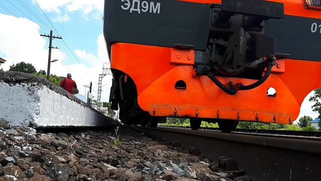 Четырехвагонная электричка ЭД9М Мичуринск-Рязань. смотреть онлайн