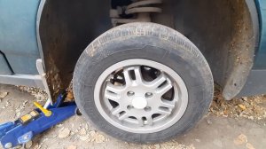 Вібрація або стук в передньому колесі ВАЗ 2110