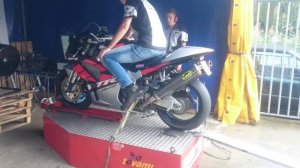 Dyno run rc51 / Honda vtr sp2 2004 laser hotcams