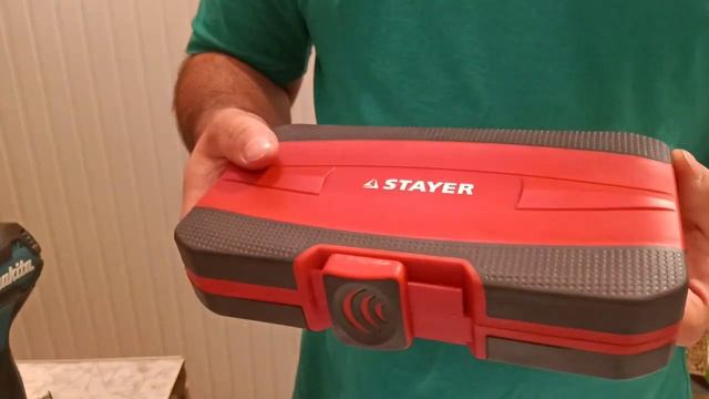 Набор диэлектрических отверток до 1000В, 13шт STAYER PROFI 25146-H13 смотреть онлайн