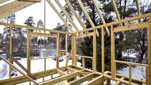 Каркасный дом зимой. Можно ли строить?