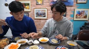 ПЛОВ И ВОСТОРГ! Корейцы впервые в узбекском кафе в Южной Корее