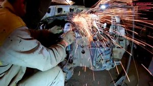 #65 [Mitsubishi Space Wagon 3] Замена ржавой чашки. Body Repair