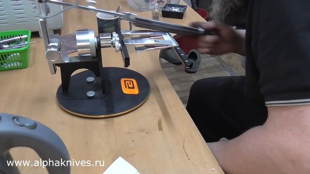 Заточка японского ножа RYUSEN HAMONO со сталью Super Gold 2 Венёвскими алмазами.