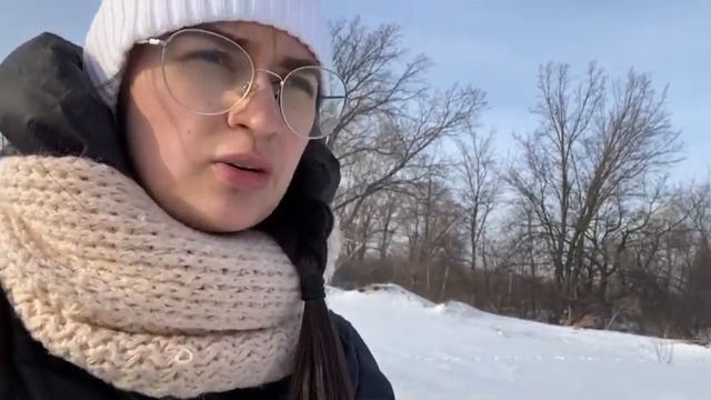 Лабрадор Чивас  Первое взвешивание  Наша прогулка  Средство от клещей  Лакомство