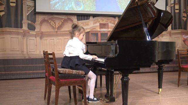 "Детский уголок" - совместный проект юных пианистов ЕДМШ 16 и ДМШ 11 им. М. А. Балакирева. смотреть онлайн