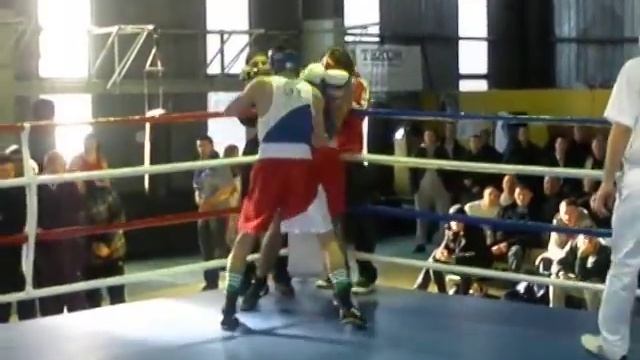 Чемпионат области по боксу(финал)- Артур Багданян смотреть онлайн