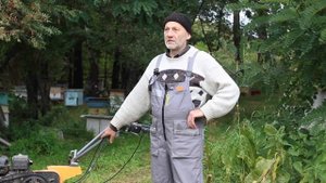 КОСИЛКА СВОИМИ РУКАМИ НА БАЗЕ МОТОКУЛЬТИВАТОРА ДЛЯ БОРЬБЫ С ТРАВОЙ НА ПАСЕКЕ!