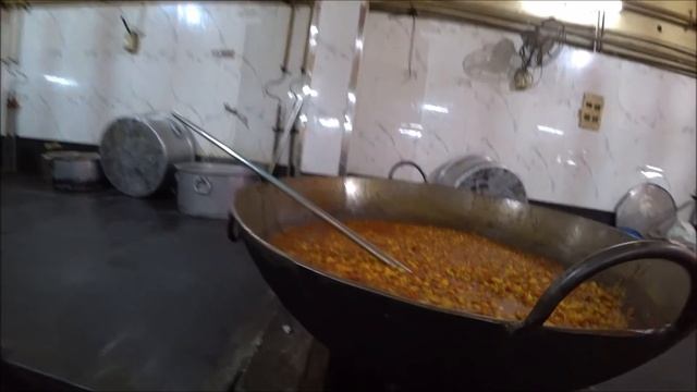 4. ОВОЩНОЙ РЫНОК И ГУРУДВАРА В ДЕЛИ. смотреть онлайн