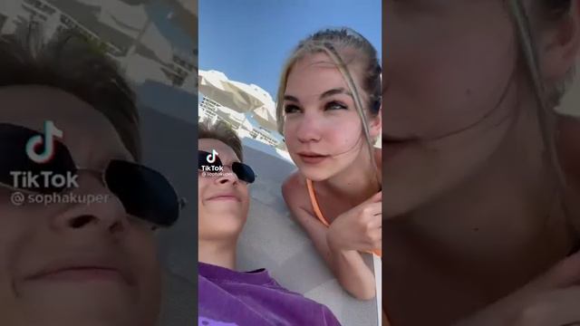 МАМА, КОГДА Я РЯДОМ С НИМ💖СОФА КУПЕР И ВАСЯ АЛДЕРСОН💫 смотреть онлайн