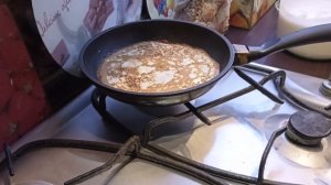 Как испечь вкусные и безопасные для фигуры блины. Панорама 21 февраля 2023