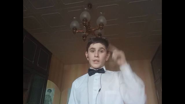 Что подарить девушке-подростку на 8 Марта!!!?????