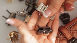 Видеообзор замочков для сумочек от Валентины Букеевой.