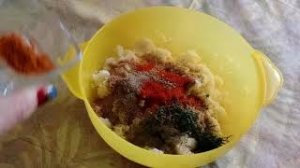 Готовим адыгейскую соль