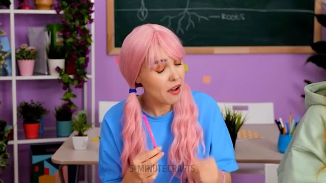 BACK TO SCHOOL HACKS THAT WORK || DIY Ideas You Will Love смотреть онлайн