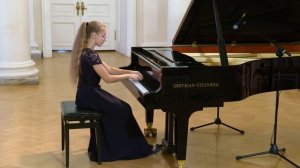 Ф. Лист - Этюд по Паганини № 2  Исполняет Наталия Медведева, 15 лет, педагог Ирина Андреевна Письма