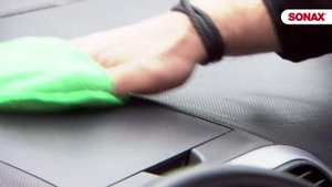 Чем отмыть торпедо автомобиля?