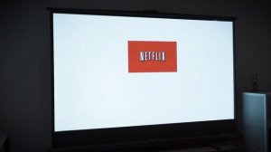 A portable* and smart* LED projector - ViewSonic M2e Review